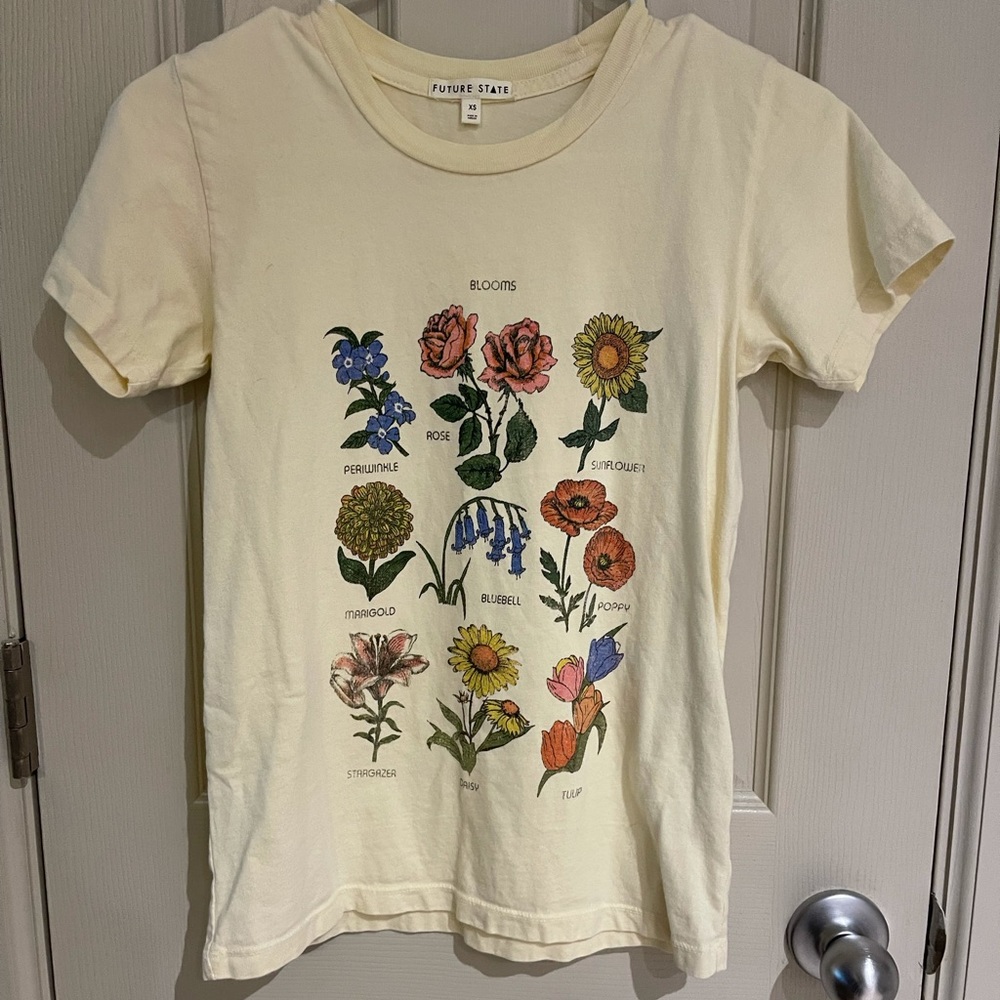 Urban Outfitters flower tee